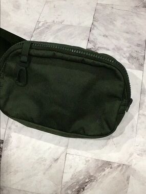 lole belt bag